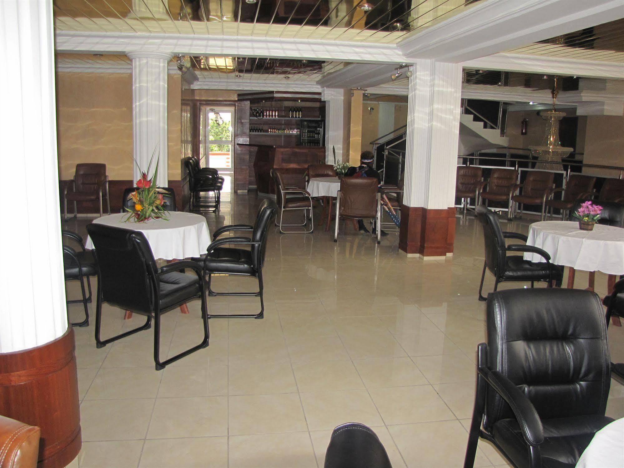 Afrique Hotel Douala Airport Zewnętrze zdjęcie