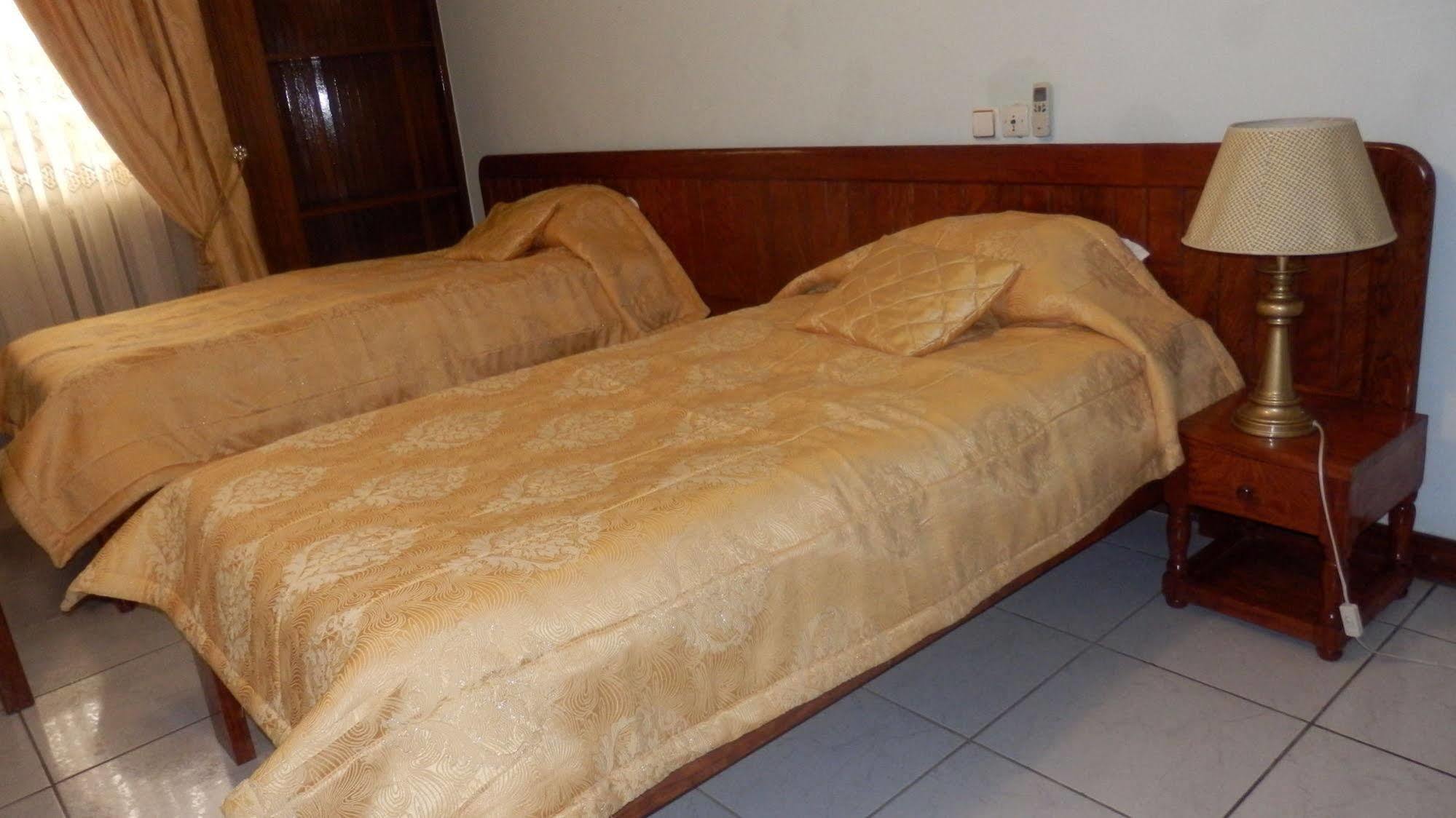 Afrique Hotel Douala Airport Zewnętrze zdjęcie